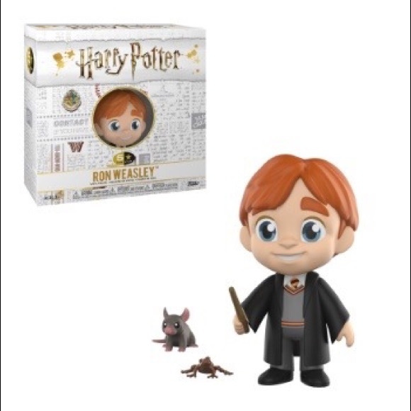 New in Box Harry Potter 4 pack Figures 5 Star - Picture 6 of 7